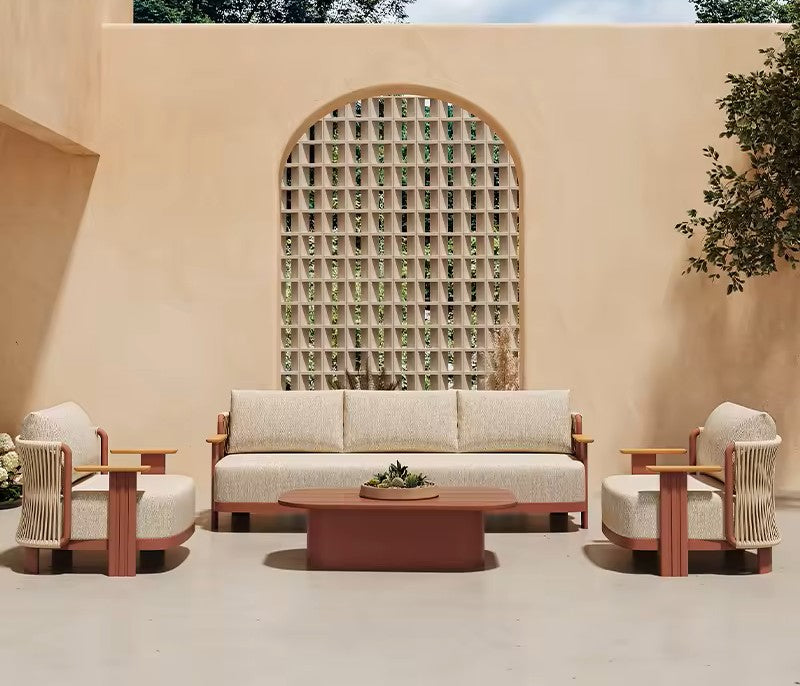 Salon de jardin Aria devant une arche beige – Sartoretti Design